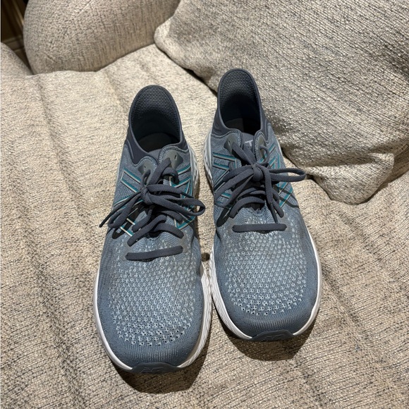 New Balance Blue Athletic Shoes - Picture 3 of 3